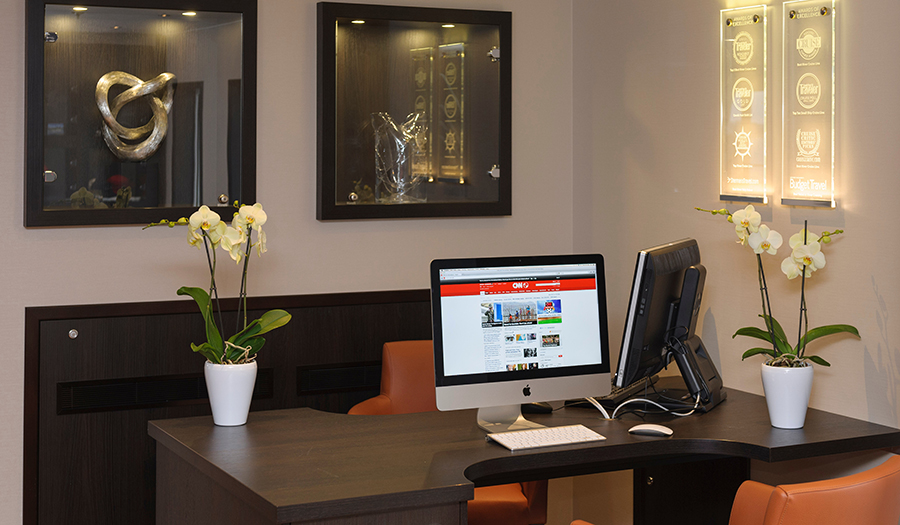 AVL Imagery II internet corner